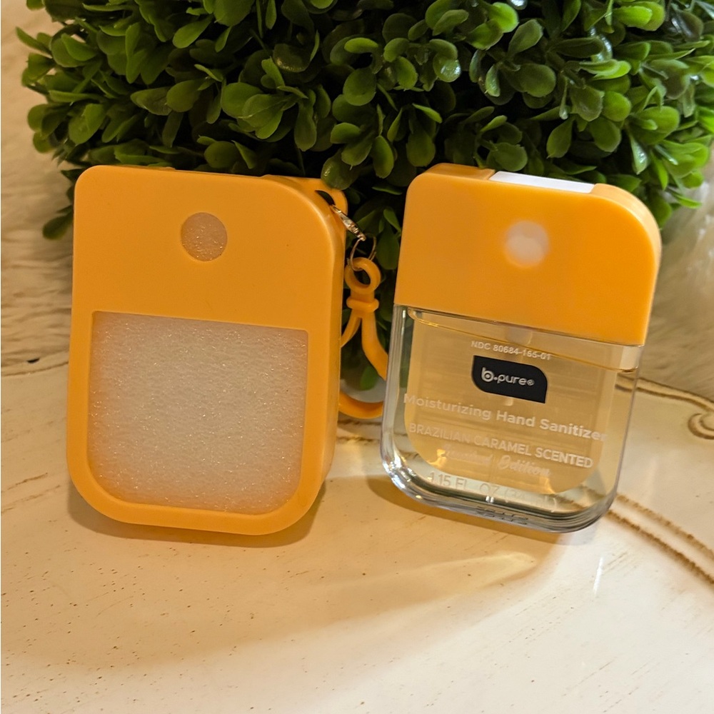 Brazilian cream Hand Sanitizer with Case